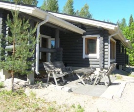 Holiday Home Metsämarja